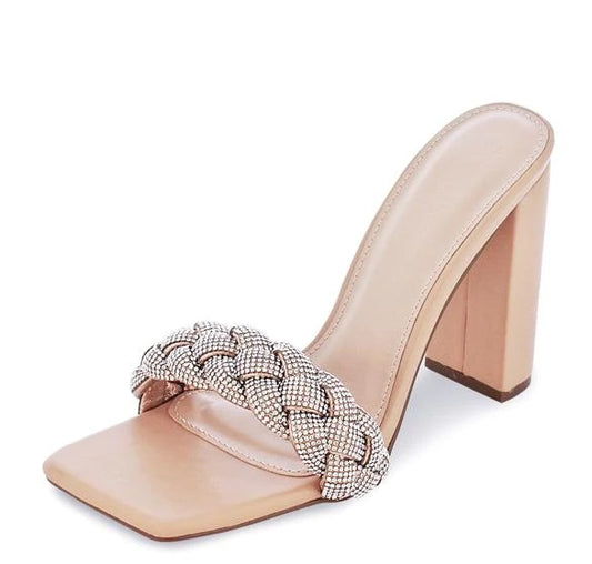 Champagne Heels in Nude